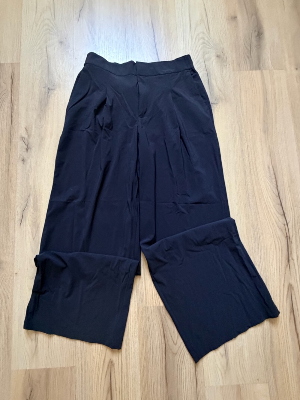 Athleta Pinnacle Black High-Rise Wide-Leg Pleated Pants